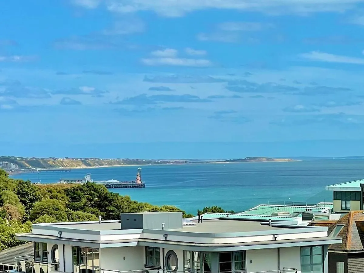 Apartment The Beach Hytte - Stunning Sea View Penthouse Bournemouth