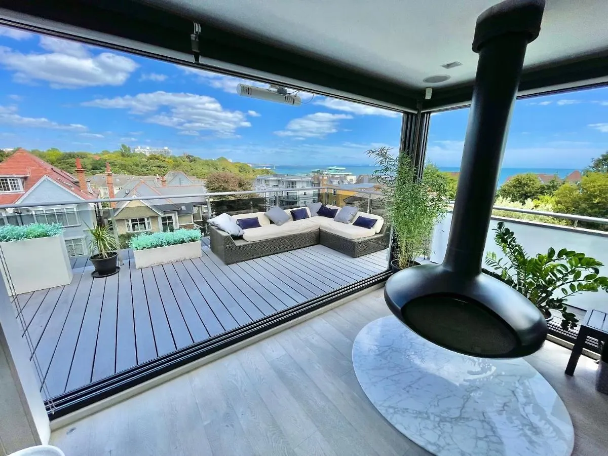 The Beach Hytte - Stunning Sea View Penthouse Bournemouth 0*,